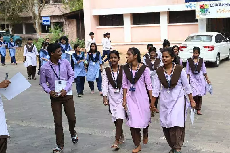 Odisha Expands UG Scholarships: 14,000 Students to Benefit Under Medhabi Scheme