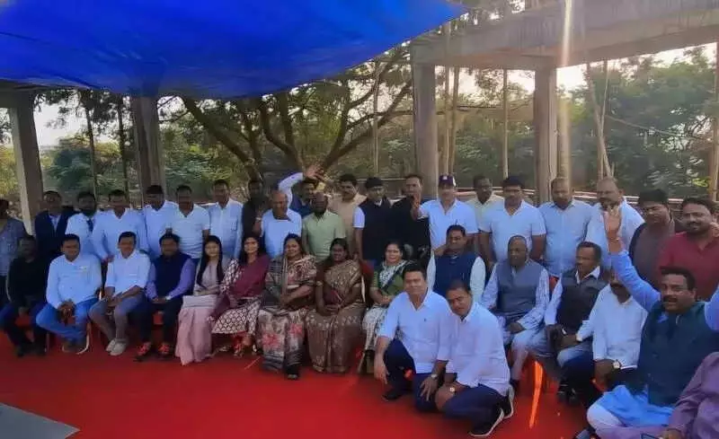 Over 50 Ex-BJD MLAs Gather in Bhubaneswar Farmhouse, Spark Political Speculation