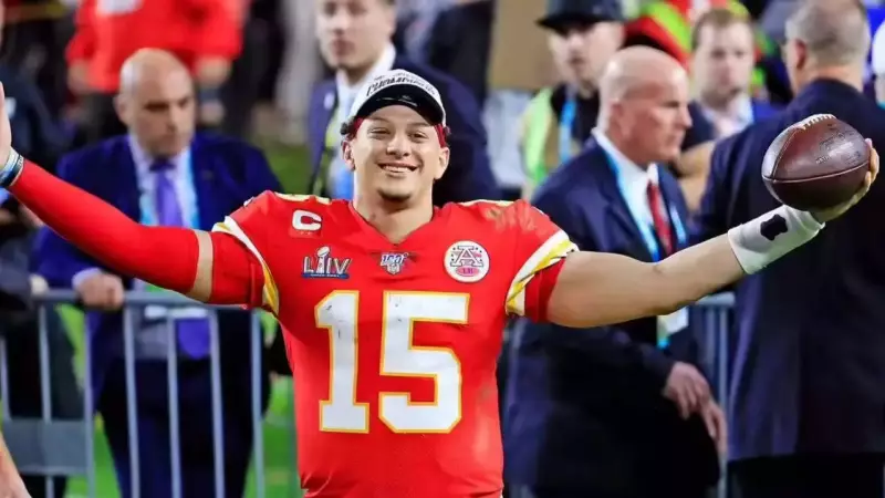 Patrick Mahomes Sidelined, But His Leadership Shines with PS5 Gifts to Chiefs Teammates