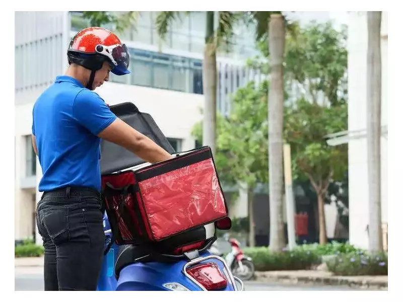 Porter Drivers in Telangana Seek Labour Minister's Help Over 'Exploitative' Conditions