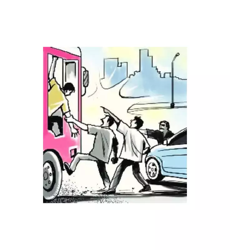 Pune: Auto Driver, 2 Women Attack Bus Driver With Iron Rod Near Racecourse