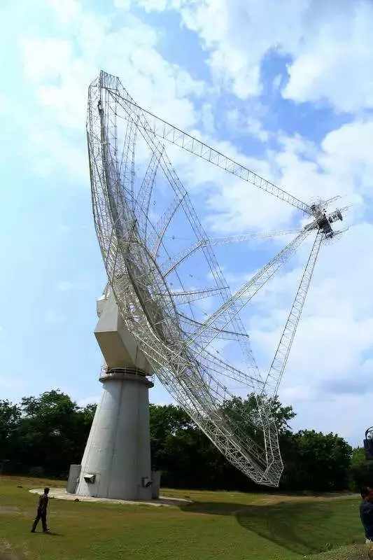 Pune-Nashik Rail Route Altered to Protect GMRT Observatory, Confirms Vaishnaw