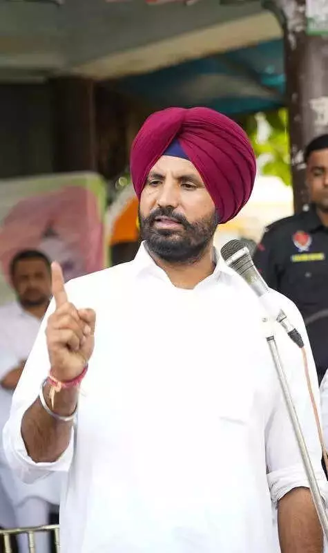 Punjab Congress Chief Warns Police, Accuses AAP of Anarchy & Gangster Patronage
