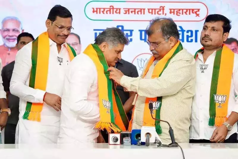 Rahul Kalate Joins BJP in Mumbai, Defying Internal Opposition