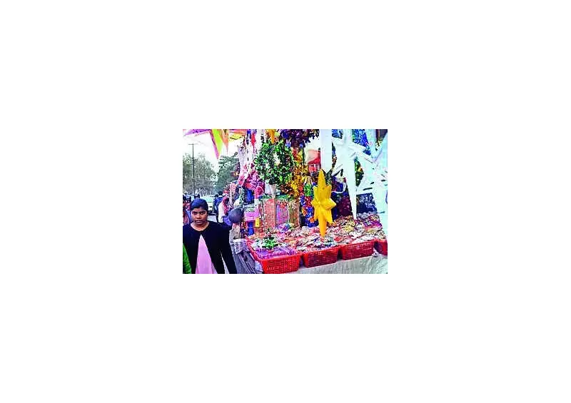 Ranchi's Streets Glow with Early Christmas Spirit; Markets See Festive Rush