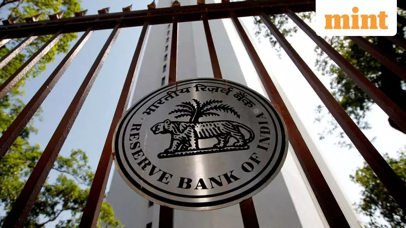RBI Report: Unsecured Loan Stress Rises in Private Banks, NBFCs Show Strain