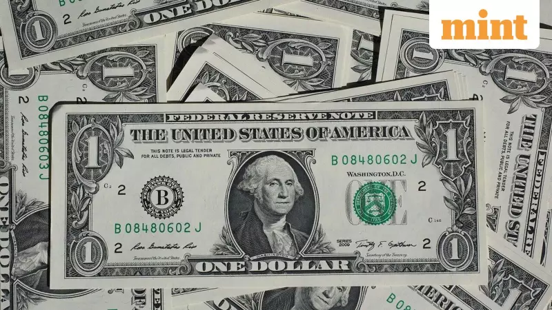 Record ₹1.58 Lakh Crore FPI Exodus in 2025: Weak Rupee, Valuations Blamed