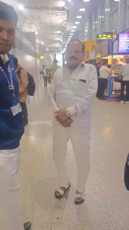 Sonbhadra Police Jails Kingpin's Father, Expands Probe to 118 Firms in Codeine Syrup Racket