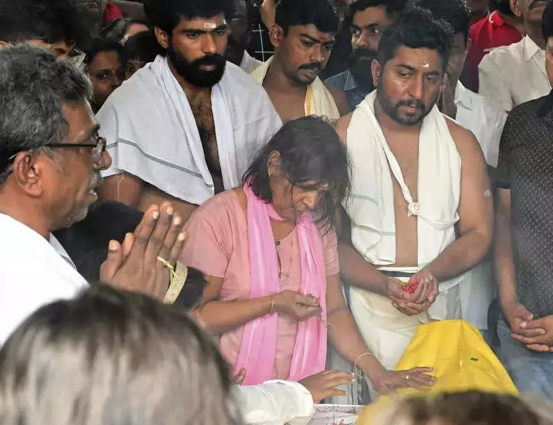 Sreenivasan's Final Journey: Thousands Bid Farewell with State Honours in Kochi