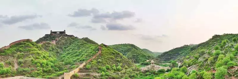 Supreme Court Stays 100-Metre Aravalli Definition, Halts Mining Until 2026