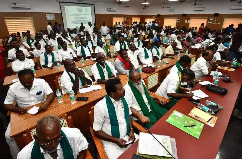 Tamil Nadu Holds Key Meeting for Samba Paddy Procurement, 8 Districts Involved