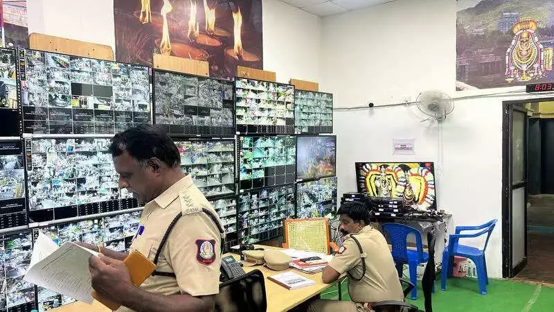 Tiruvannamalai Karthigai Deepam: AI Manages 40 Lakh Devotees with 15,000 Police