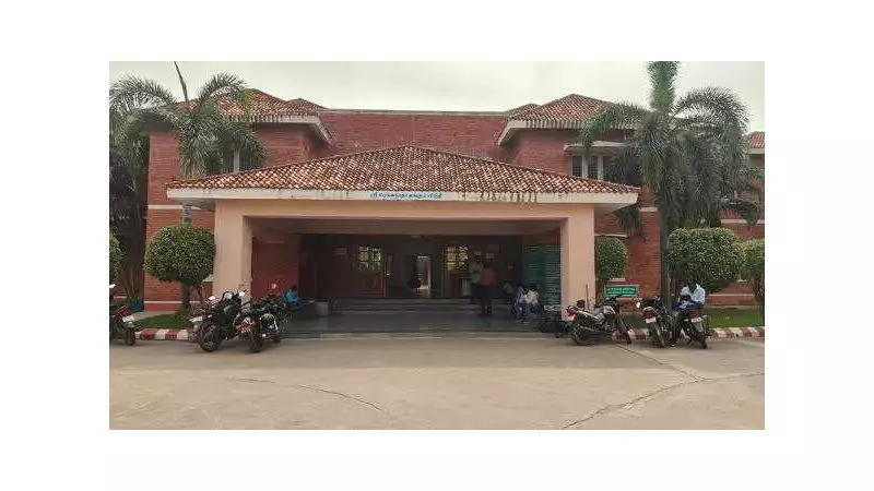 Tragedy in Trichy: Family of Four Dies by Suicide at Pilgrims' Lodge