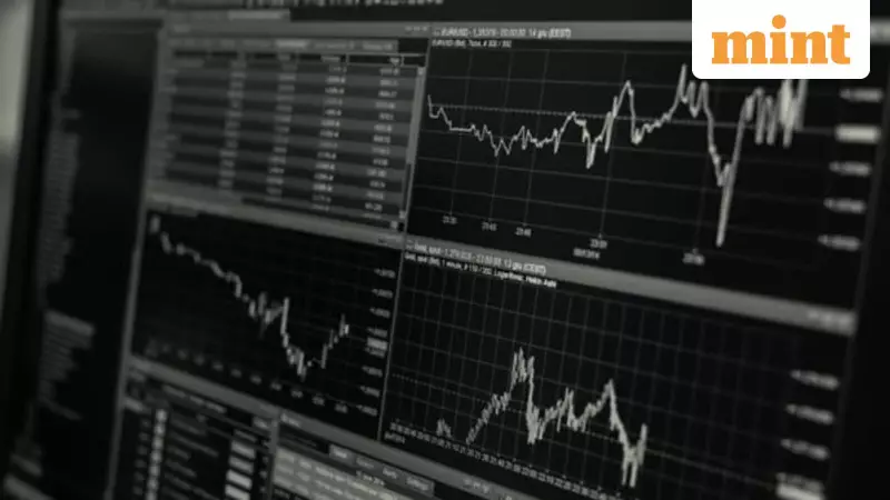 TSX Dips 0.10% but Set for Best Year Since 2009, Led by Banking & Mining