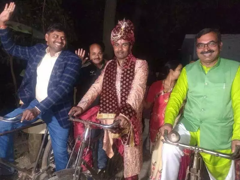 Uttar Pradesh Village Hosts Eco-Friendly 'Harit Baraat' Wedding Procession