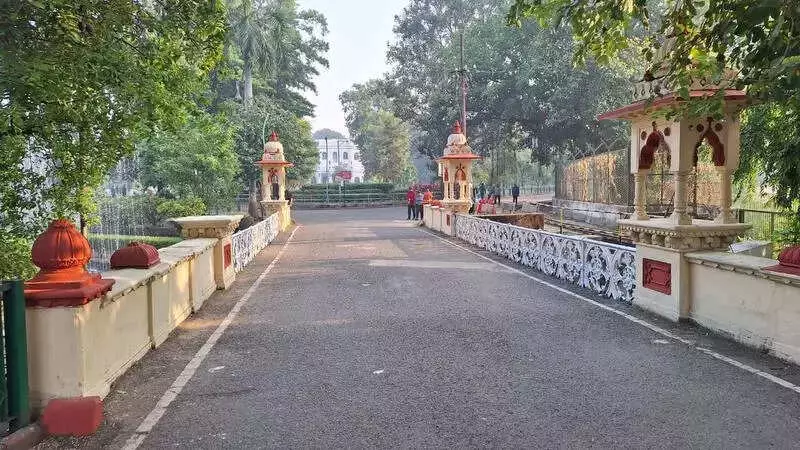 Vadodara's Sayajibaug Park Boosts Security with More Cameras, Personnel