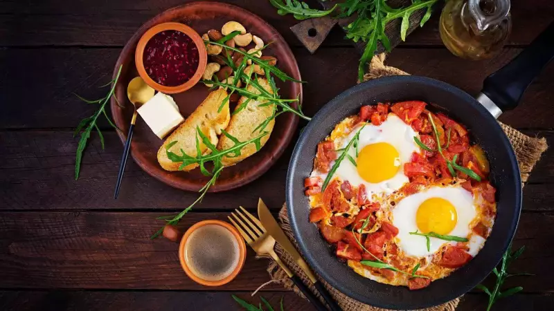Why Shakshuka Is India's Perfect Winter Breakfast: Nutrition & Recipe