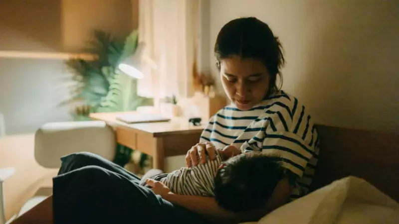 Why Your Baby Stays Hungry? Dr Mohit Sethi Explains Foremilk vs Hind Milk