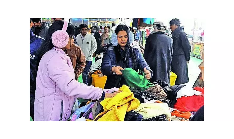 Winter Chill Sparks 50% Sales Surge in Patna: Heaters, Geysers, Woollens in High Demand
