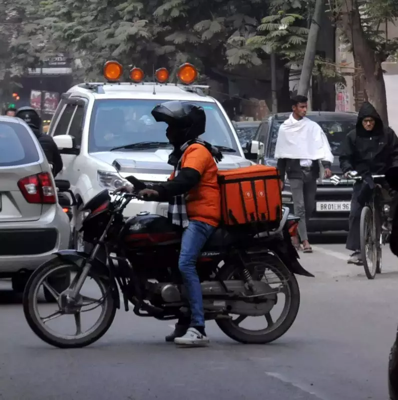 Winter's Chill Bites Patna's Delivery Riders: Low Pay, No Safety Gear