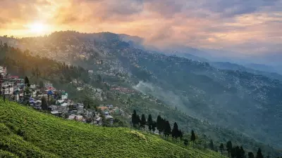 Darjeeling Winter Travel Guide 2025: Weather, Top Spots & Essential Tips