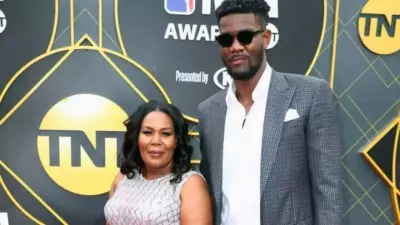 Deandre Ayton's Mom Cooks Jamaican Feast for Lakers, Boosts Team Morale