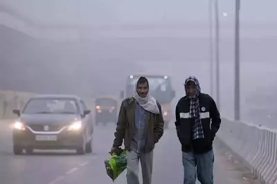 Delhi AQI Hits 385, Fog Worsens Air Quality to 'Very Poor' Levels