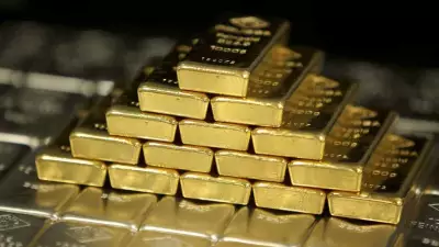 Gold Price Hits Record High of ₹1,39,181 on MCX Amid Fed Rate Cut Hopes
