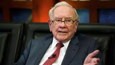 Warren Buffett Steps Down as Berkshire CEO: Greg Abel Takes Helm on Jan 1, 2026