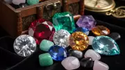 2026 Astrology Guide: Lucky Gemstones for Each Moon Sign (Rashi)