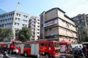 Fire Breaks Out at Nagpada Godown, Mumbai Fire Brigade Swiftly Responds