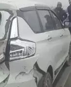 Foggy Highway Pileup in Farrukhabad: 3 Vehicles Collide, E-Rickshaw Driver Injured