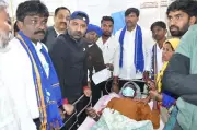 Hubballi Honour Killing: Ministers Visit Victims, Announce Rs 2.5 Lakh Aid & Justice Pledge