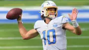 Justin Herbert Fractures Hand, Chargers QB Listed as Day-to-Day After Surgery