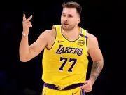 Luka Doncic's 34 Points Lead Lakers to 7th Straight Win, Makes NBA History