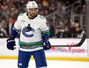 NHL Trade Buzz: Why Evander Kane's Market Remains Quiet for Vancouver Canucks