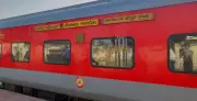 Seemanchal Express Attacked: Stone Pelting & Firing in Bhojpur, FIR Filed