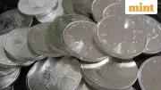 Silver Crashes 5.7% on MCX After Hitting Record ₹2.5 Lakh, Market Cap Tops Nvidia