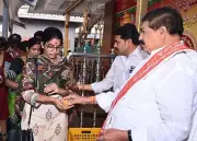 Vijayawada Temple Distributes 1.2 Lakh Free Laddus After Bhavani Deeksha Surplus