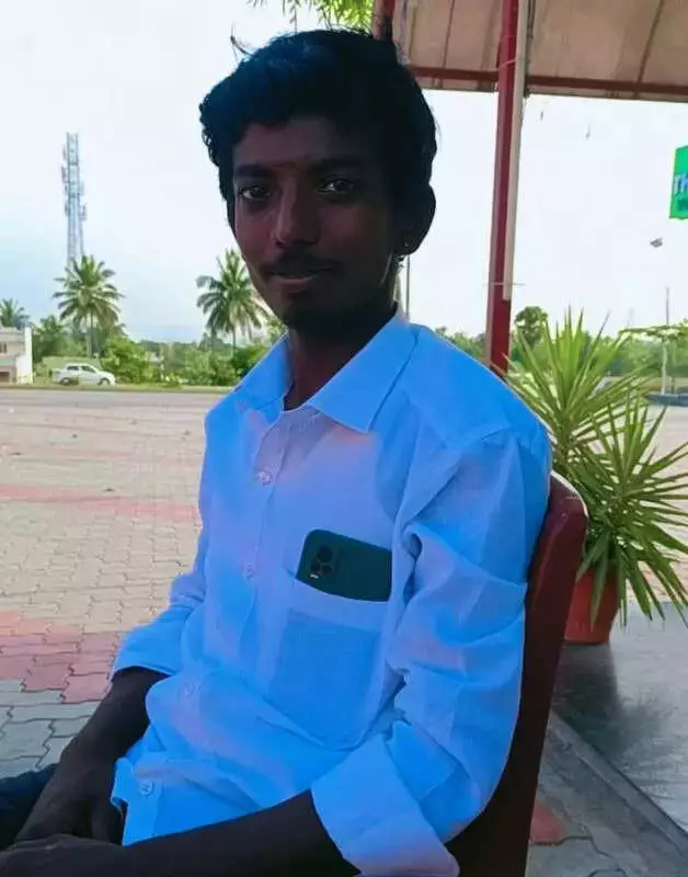 1 Killed, 2 Injured in Hosur Highway Crash: Omni Bus Hits Tempo