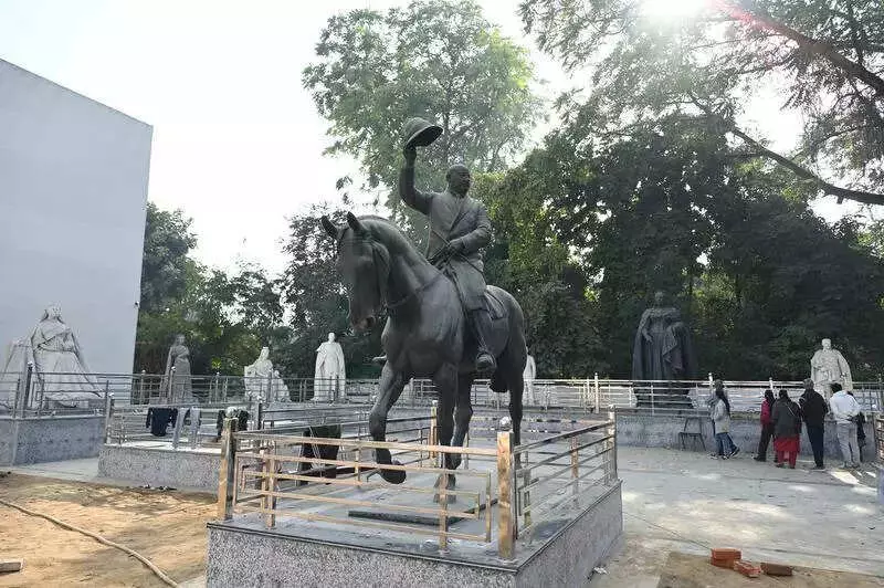 27 Colonial Statues Find New Home in Lucknow's Open Air Sculpture Gallery