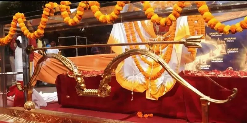 286-kg Golden Bow Yatra from Rourkela to Ayodhya Celebrates Military Valor