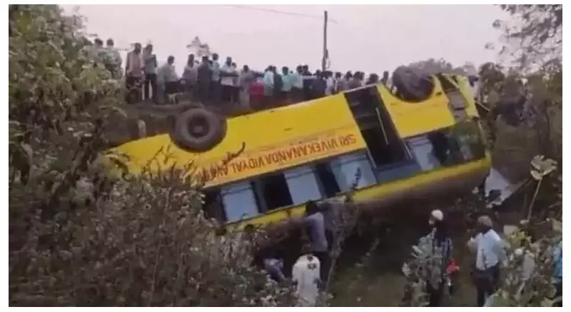 40 Students Injured as Faulty School Bus Overturns in Khammam; Driver Flees