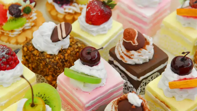 5 Iconic Indian Cakes: From Mawa to Bebinca, Discover Their Rich Origins