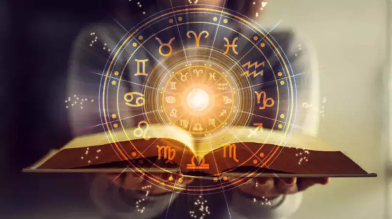 6 Powerful Yogas in Your Kundali That Can Bring Wealth & Fame