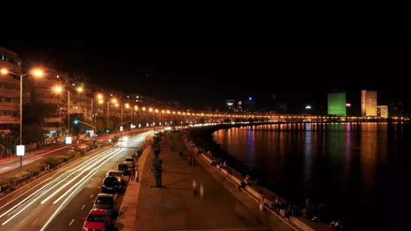 7 Popular Places to Eat Near Mumbai's Marine Drive: A Food Guide