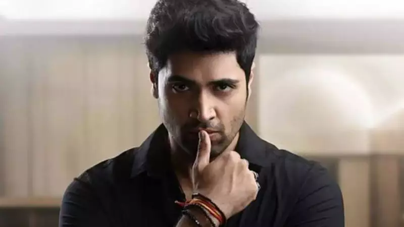 Adivi Sesh Reveals Childhood Connection to 'Tu Cheez Badi Hai' for Dacoit