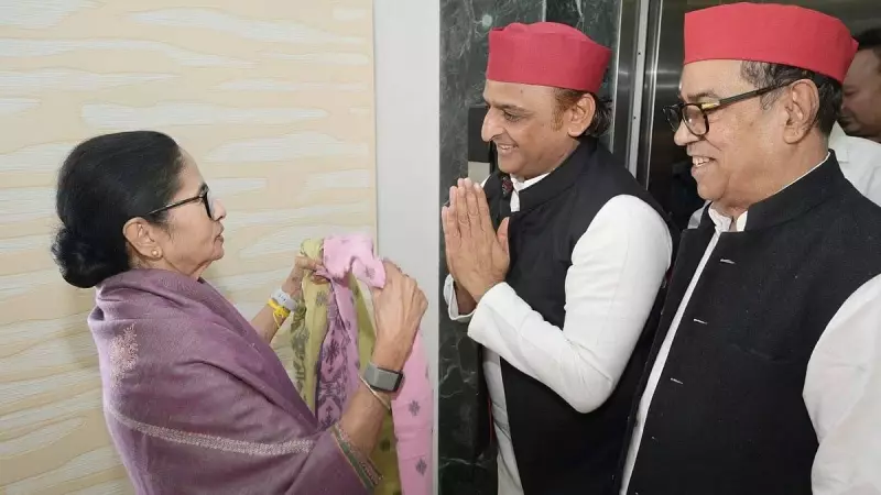 Akhilesh Yadav Meets Mamata Banerjee in Kolkata, Criticizes BJP and ED