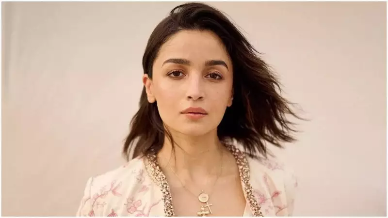 Alia Bhatt Hails 'Dhurandhar' as Voice of India, Film Crosses Rs 800 Cr