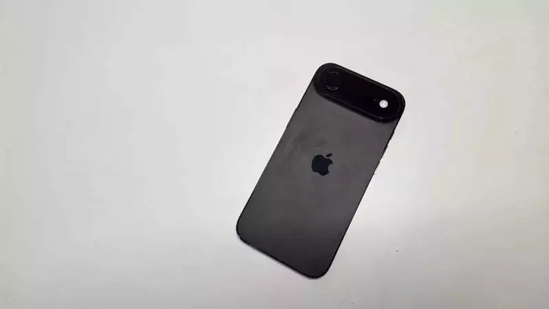 Amazon Great Republic Day Sale Offers Deep Discounts on iPhone 17 Air and Other Smartphones